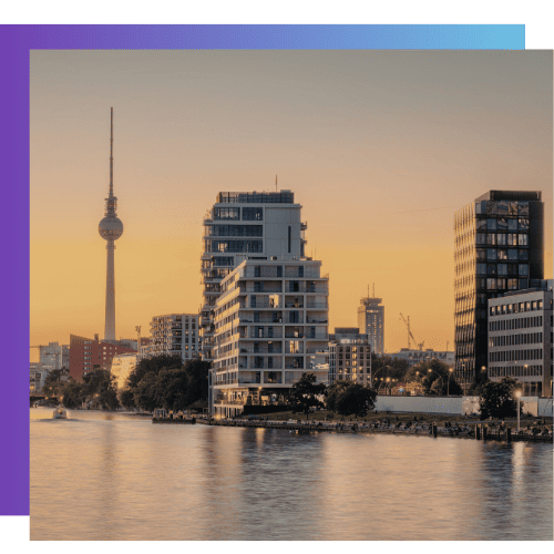Business Glasfaser in Berlin, Abbildung von Berlin mit Fernsehturm im Hintergrund